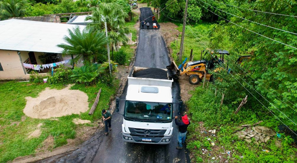 Prefeitura de Manaus estende obras de recapeamento às ruas do Tarumã após uma década de abandono