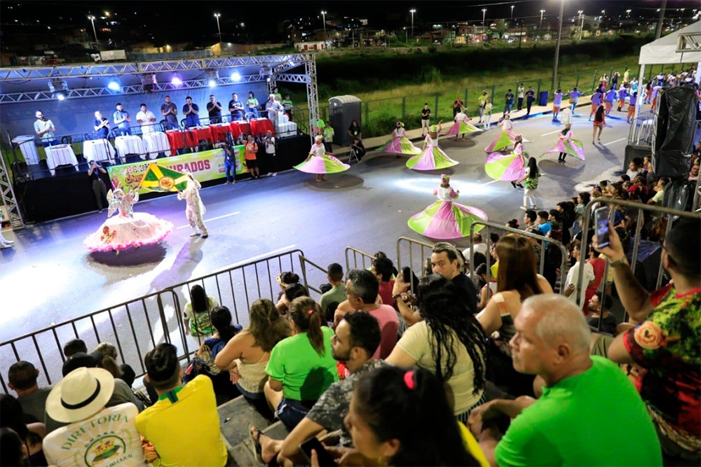 Carnaval do Povão: 2ª edição do evento apresenta desfiles de escolas de samba e atrações musicais