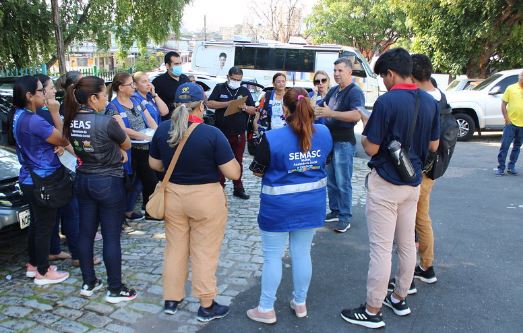 Prefeitura coordena ação integrada de abordagem e atendimento a pessoas em situação de rua no centro de Manaus