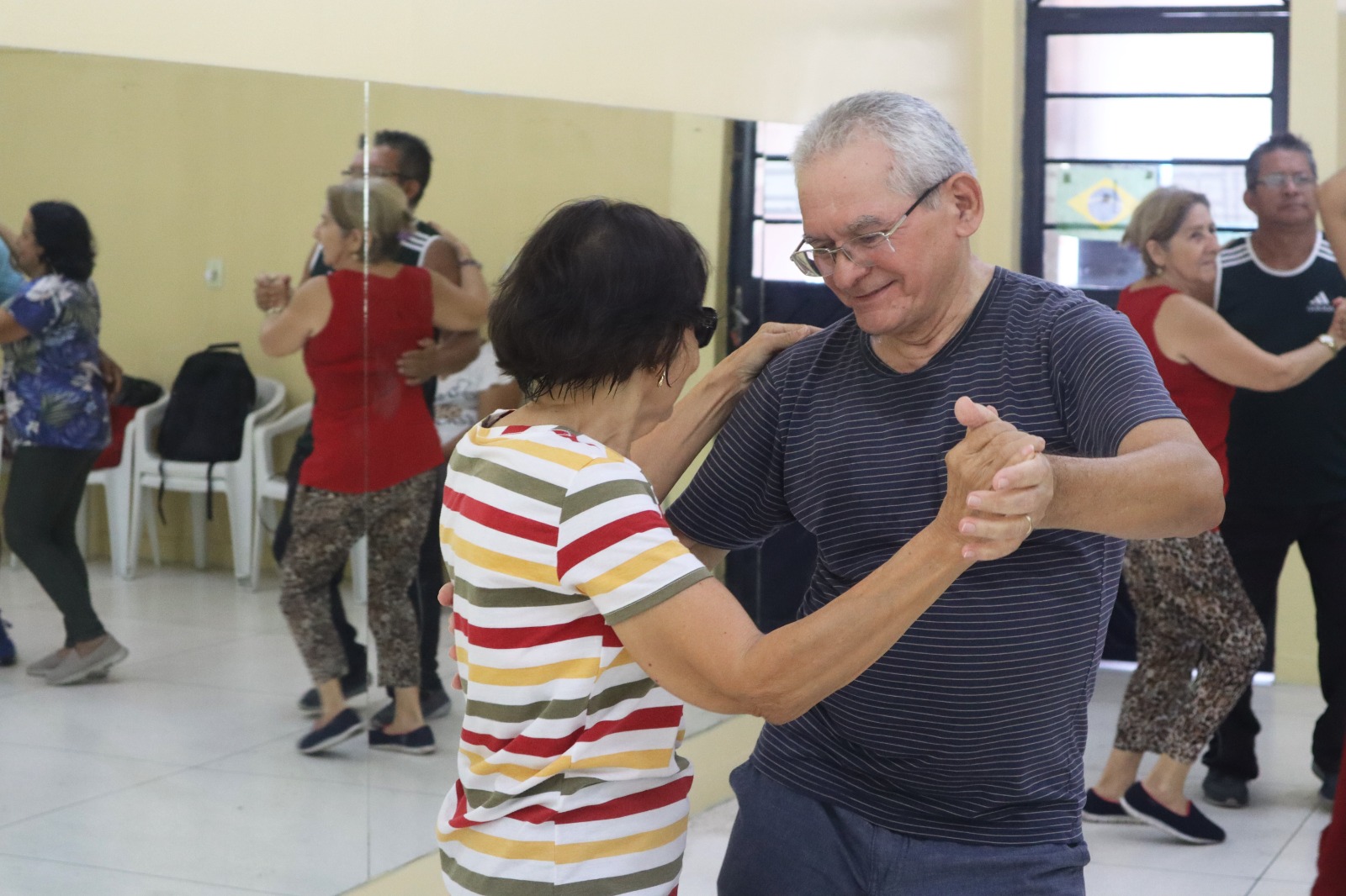 Aulas de dança e pilates do Parque Municipal do Idoso são aliadas fundamentais para a saúde e bem-estar da pessoa idosa