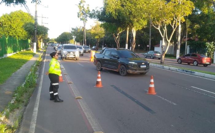 Prefeitura de Manaus implementa fiscalização intensiva em áreas críticas da cidade para reduzir acidentes de trânsito