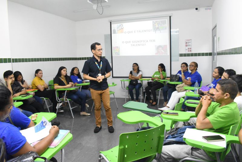 Prefeitura de Manaus realiza ação itinerante de empregabilidade