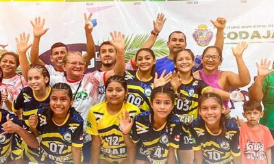 Time feminino de Coari vence Codajás e Tefé no futsal e se destaca para os Jogos Escolares