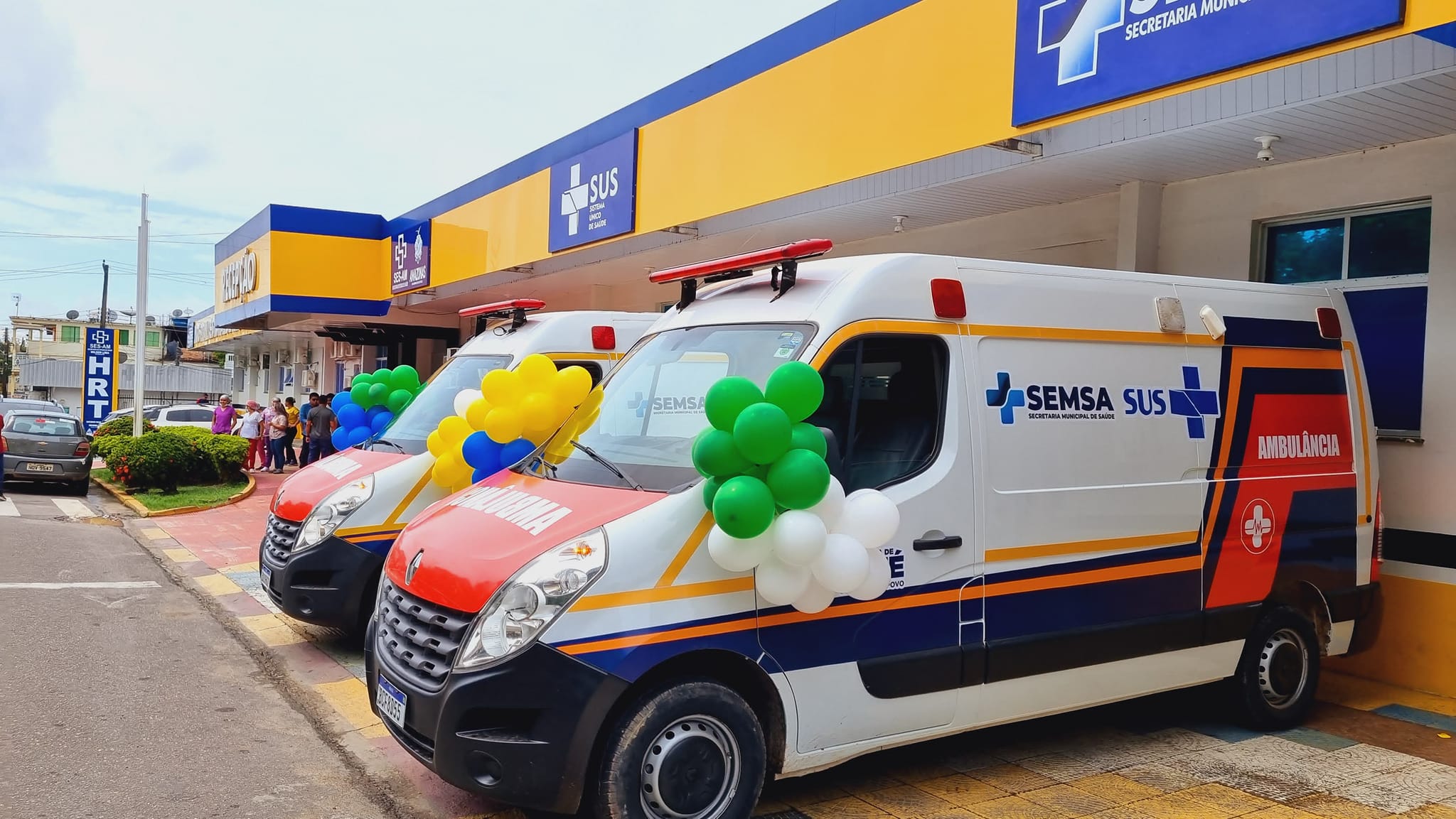 Prefeitura de Tefé realiza entrega de duas ambulâncias para o Hospital Regional