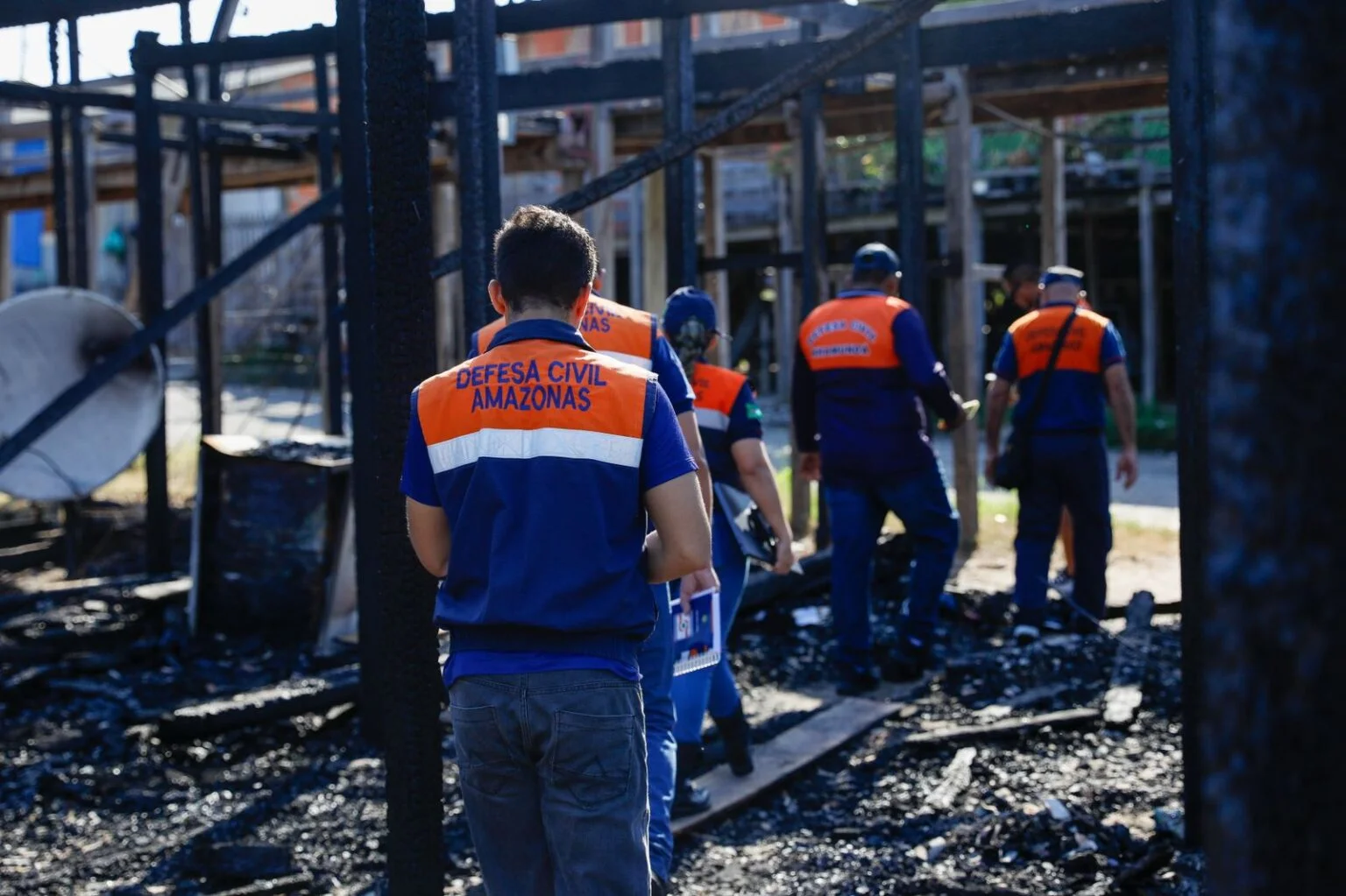 Em Nhamundá, 18 famílias serão beneficiadas com reposição de moradias após incêndio