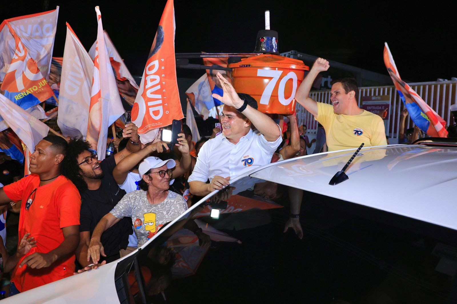 David e Renato se destacam em primeiro debate do segundo turno