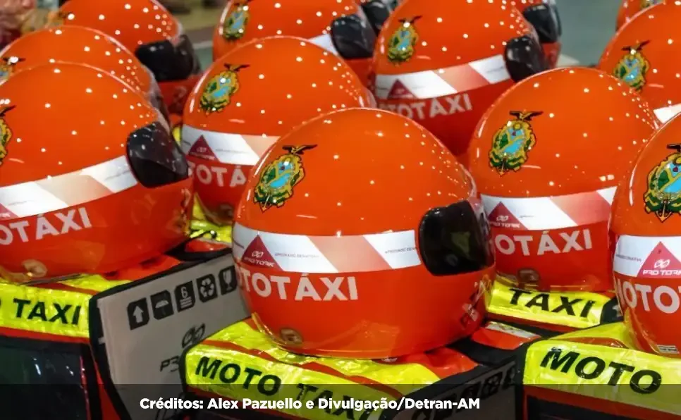 Capacetes e coletes chegaram para 305 profissionais em municípios do Baixo Solimões, reforçando a segurança viária no interior do Amazonas.